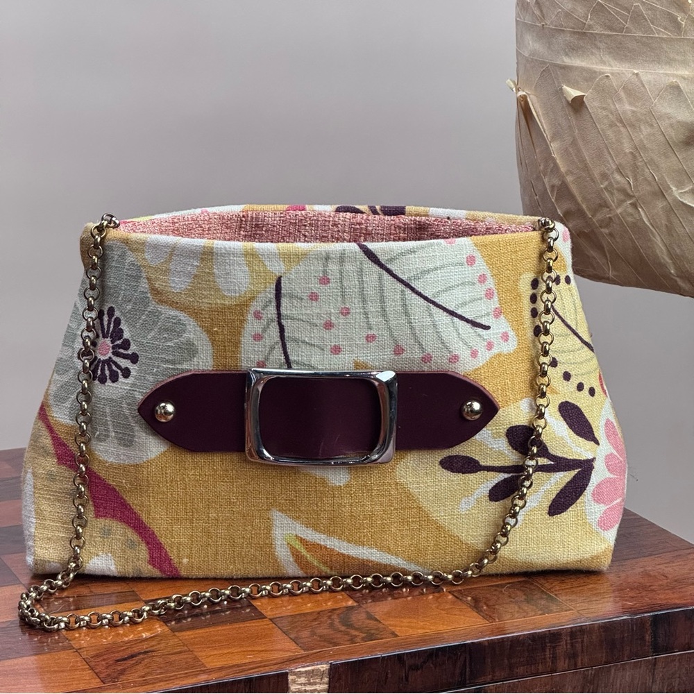 Add Libb Designs Charleston Handmade Floral Chain Shoulder Bag / Clutch